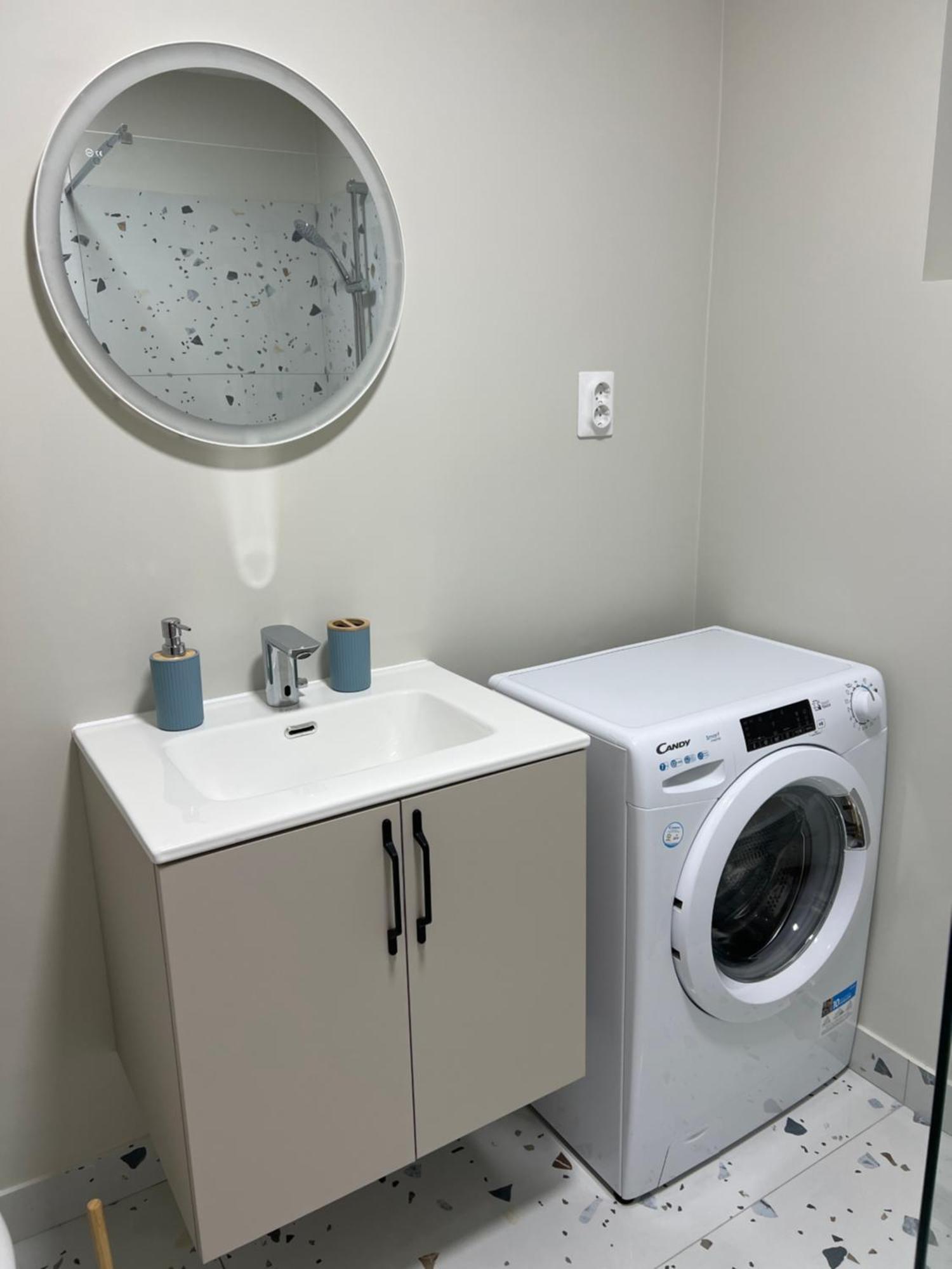 Apartament Centru Râmnicu Vâlcea Extérieur photo